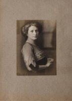 Camille Ruf | Emmy Krüger Fotoserie | Fotografie/ Pigmentdruck | um 1914