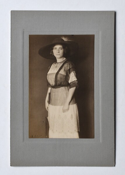 Franz Schmelhaus/ Becker & Mass Berlin | Emmy Krüger Fotografien | Fotografie | um 1910/ 1956