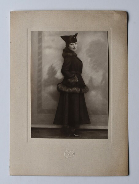 Franz Schmelhaus/ Becker & Mass Berlin | Emmy Krüger Fotografien | Fotografie | um 1910/ 1956