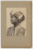 Wilhelm Plüschow | Jungenporträt und Sphinx | Fotografie | Um 1896/1897