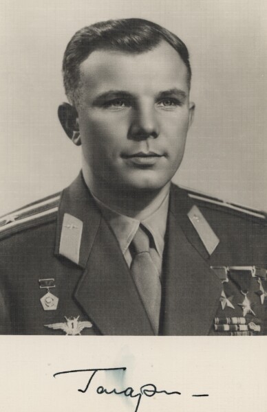 Juri Gagarin | Autograph/Autogramm | Fotodruck | 1965