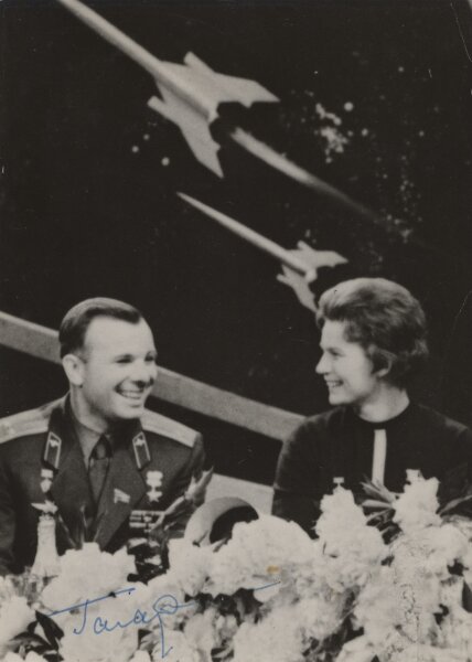 Juri Gagarin | Autograph/Autogramm | Fotografie | 1963