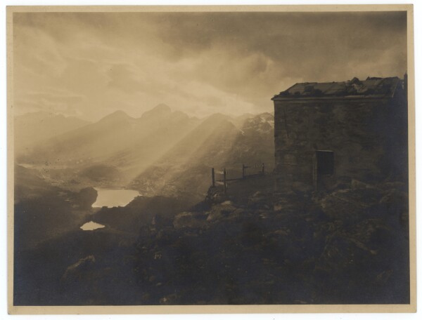 Albert Steiner | Segantinis Sterbehaus | Fotografie | 1921